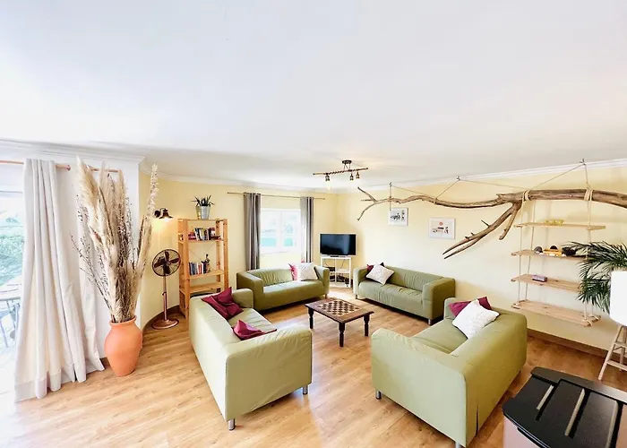 Ocean Tree Ferrel 게스트하우스 4*